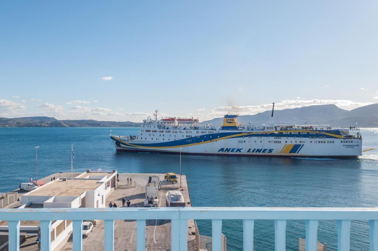 Il Porto Di Milos Adamantas  Exterior photo